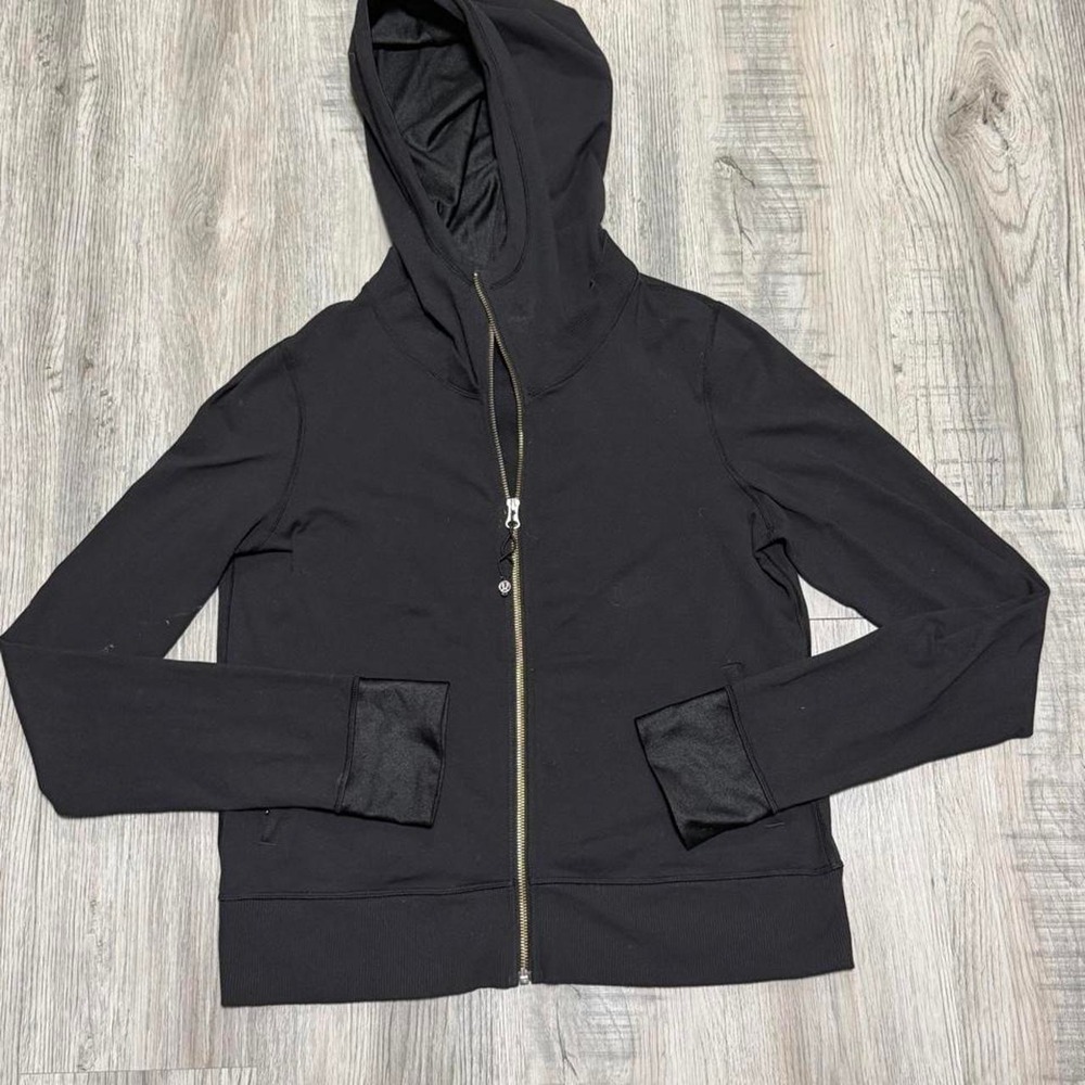 Lululemon Namaskar Zipup Hooded Jacket Women Size Small